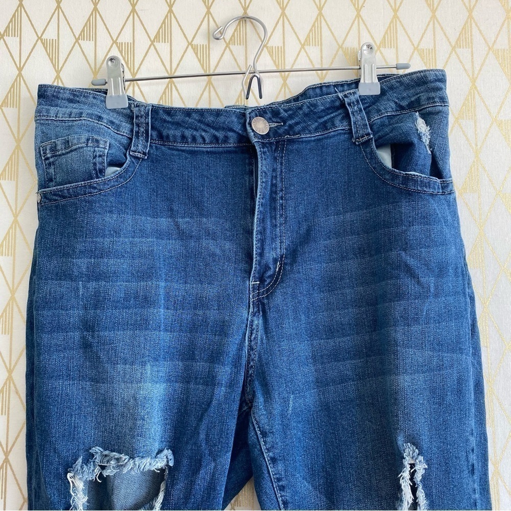 VIP JEANS​ - Picture 2 of 8